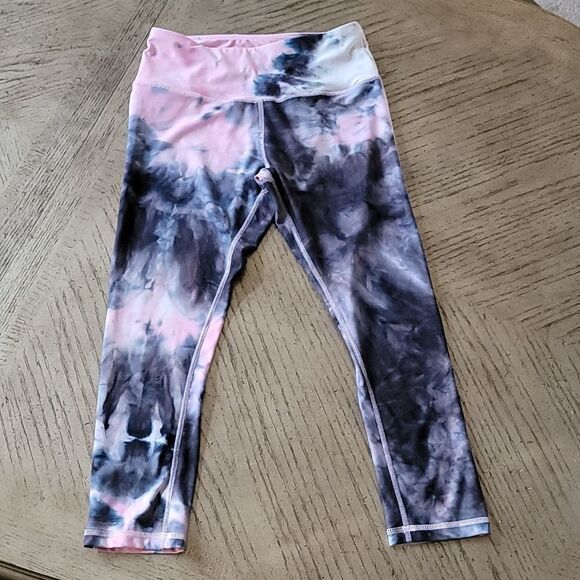 Vogo size M tie dye legging 💖🤍 - Picture 8 of 9